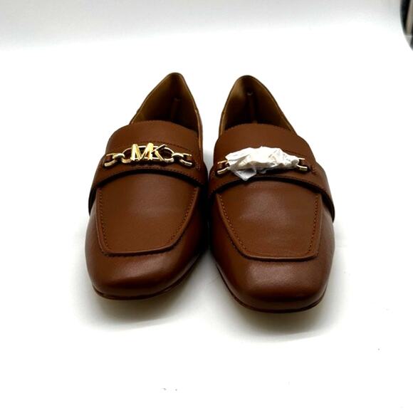 Michael Kors NWOT Tiffanie Loafer size 10 MK Charm Luggage - Picture 1 of 6